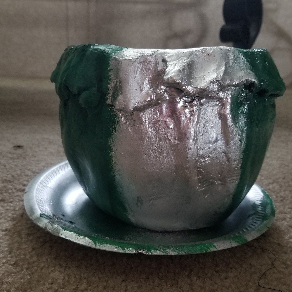 Garden  pots/decor